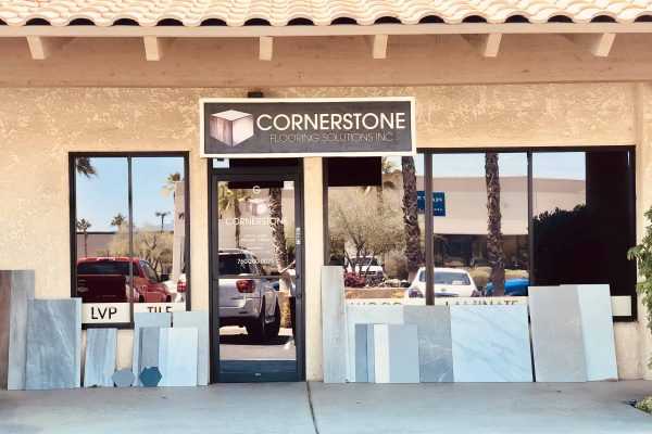 Store-front-2.jpg Store-front-2.jpg